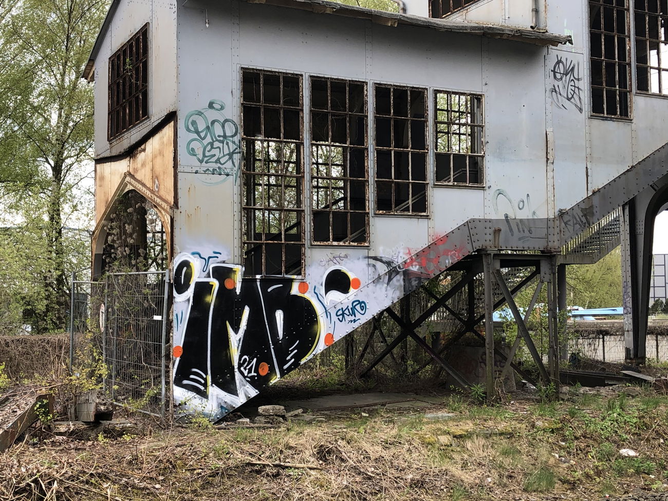 Graffiti Bombing - Photo by rumsuno - imb, solingen