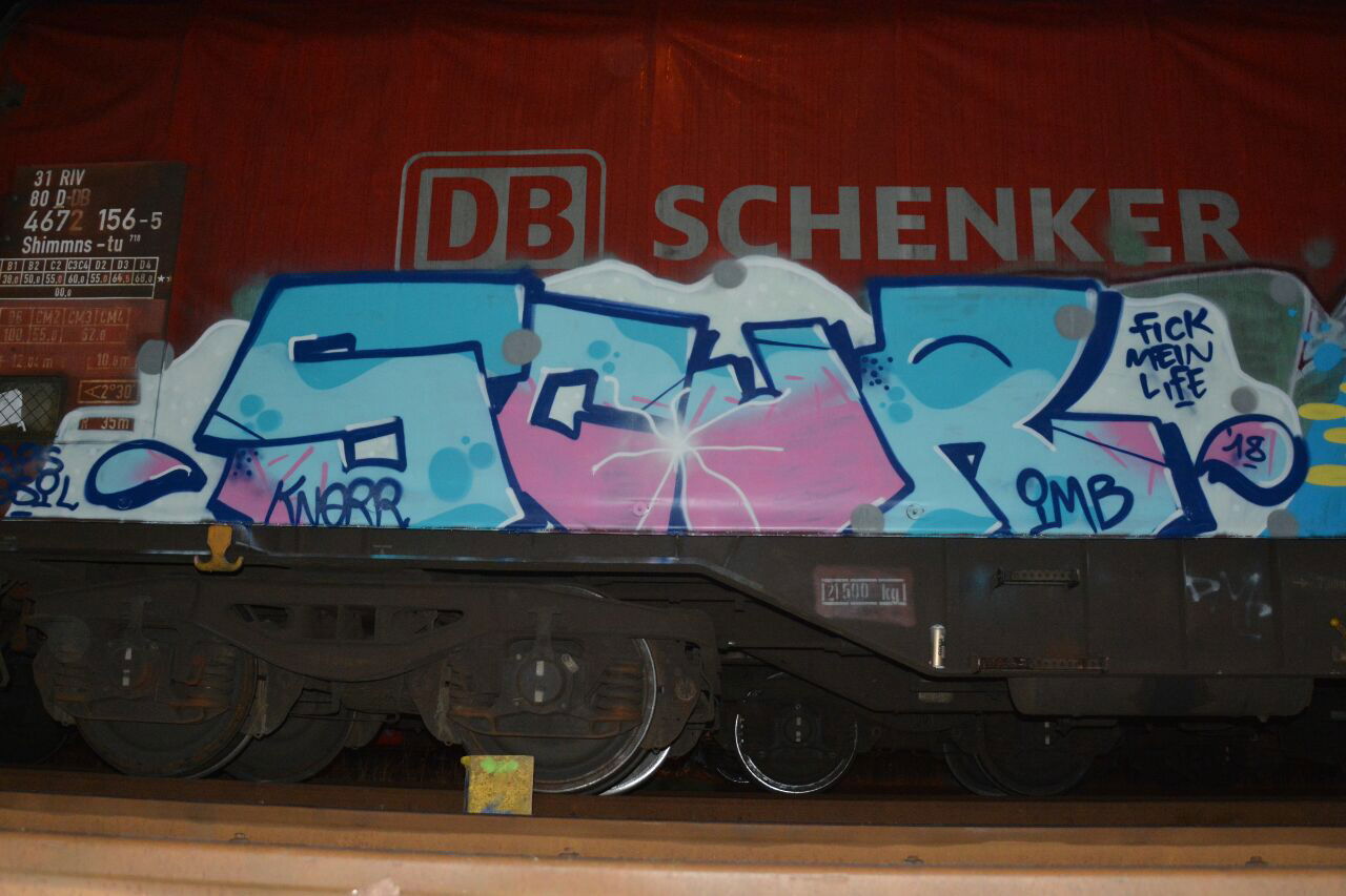 Graffiti Train - Photo by rumsuno - scur, köln (2018)