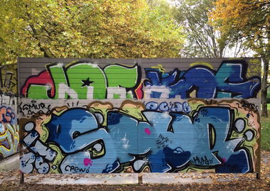 Graffiti Wall - Photo by rumsuno - Hall, smur (2015)