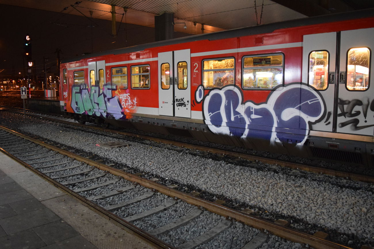 Graffiti Train - Photo by rumsuno - göre, iboc, düsseldorf (2016)