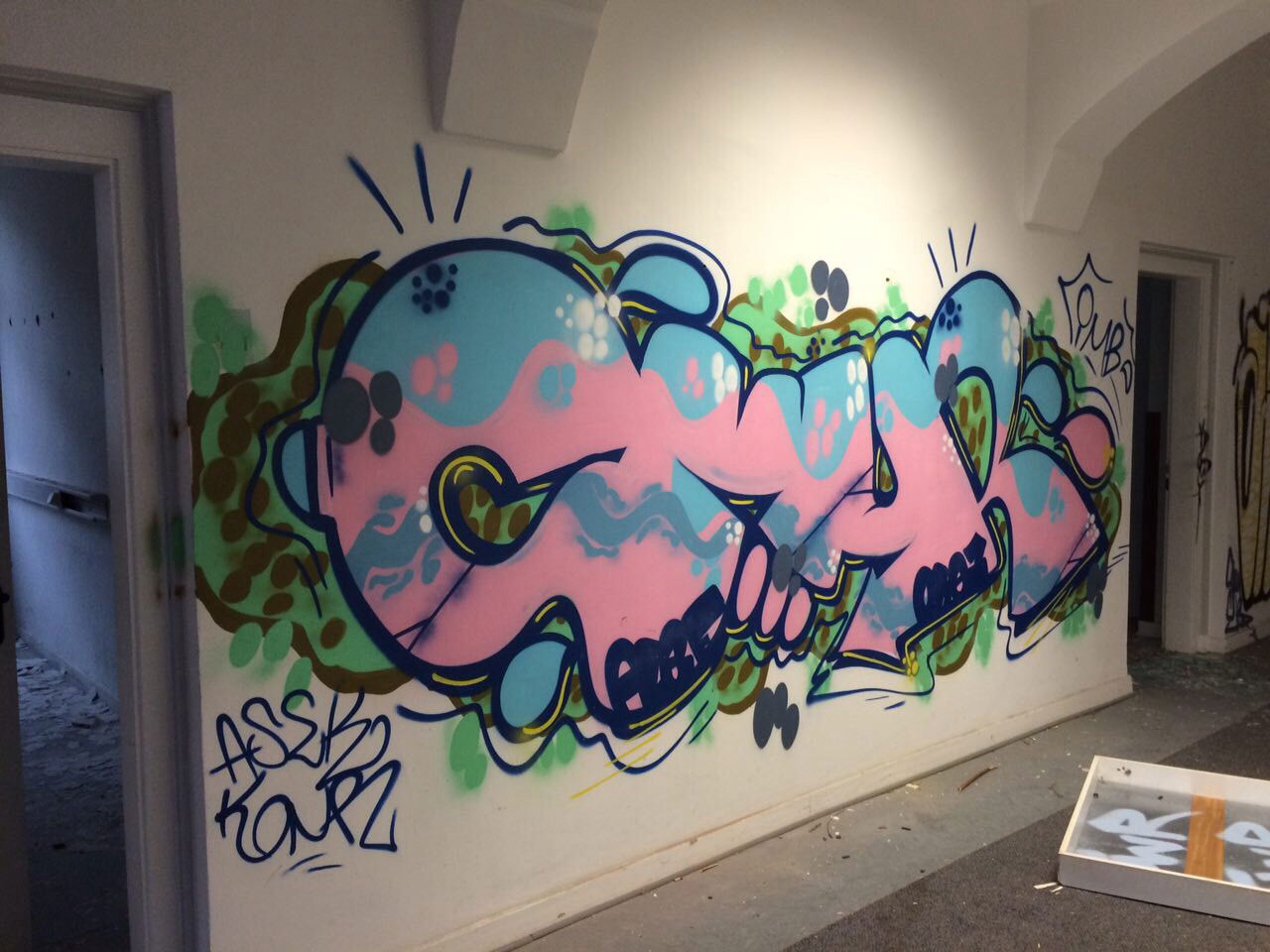 Graffiti Wall - Photo by rumsuno - Smur, imb, Düsseldorf (2015)