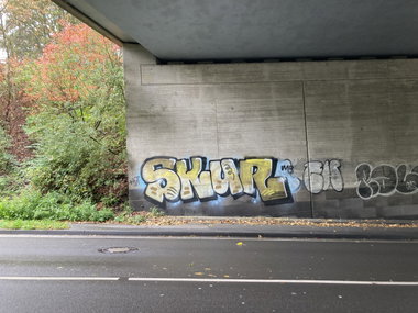 Graffiti Bombing - Photo by rumsuno - skursolingen (2022)