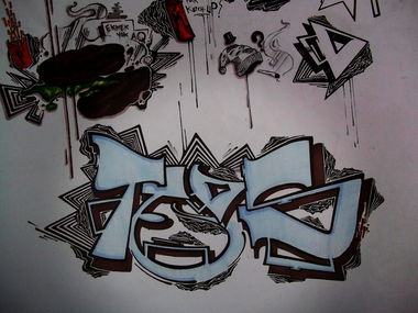 Graffiti Sketch - Photo by ruves