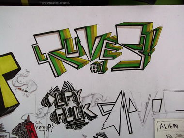 Graffiti Sketch - Photo by ruves