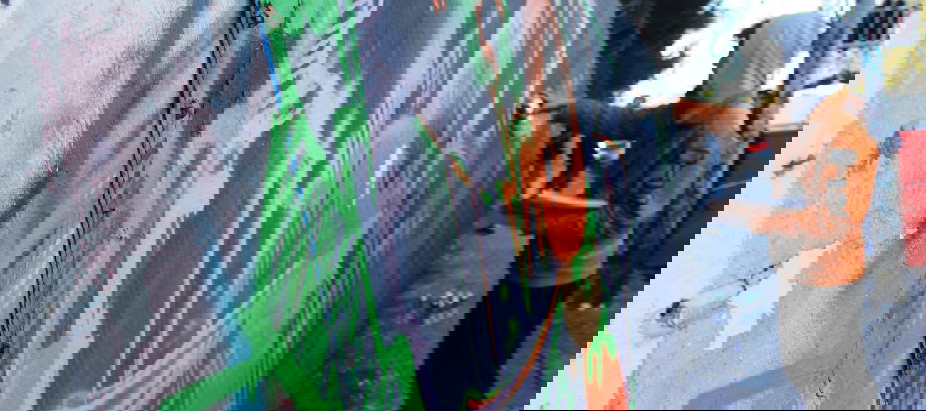 Graffiti Artwork - Photo by ruves