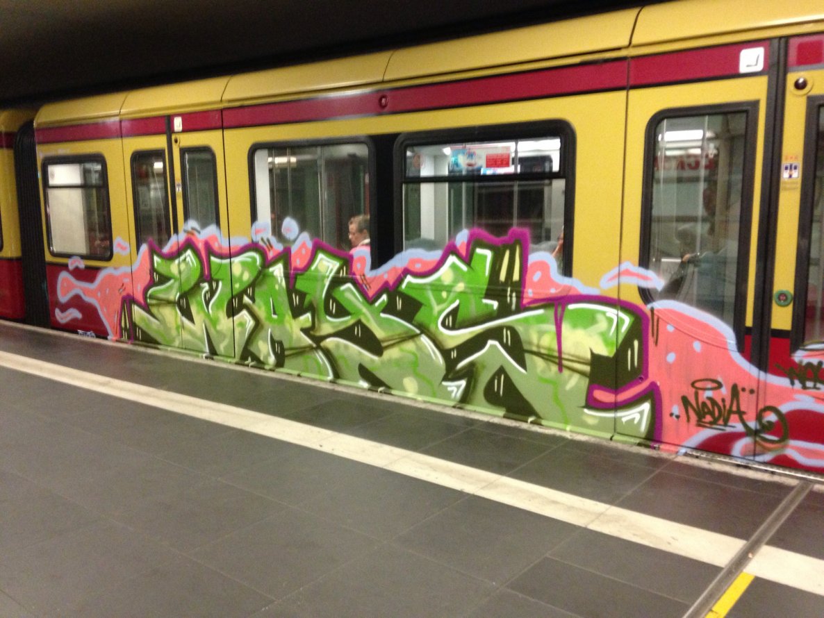 Graffiti Train - Photo by ruz - Ways (2013)