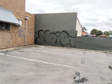 Graffiti Bombing - Photo by ryzie