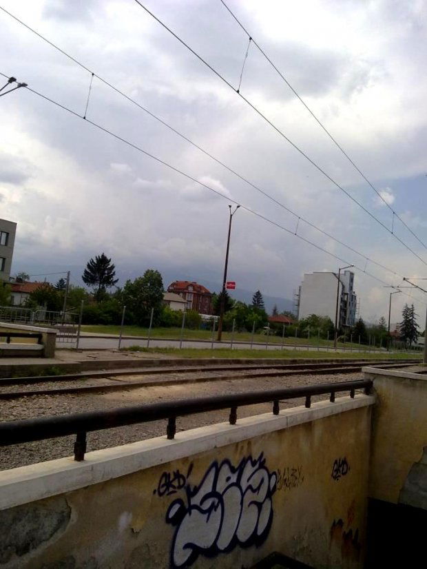 Graffiti Bombing in Sofia - Photo by s3on3 - see, seeone, gkd (2013)