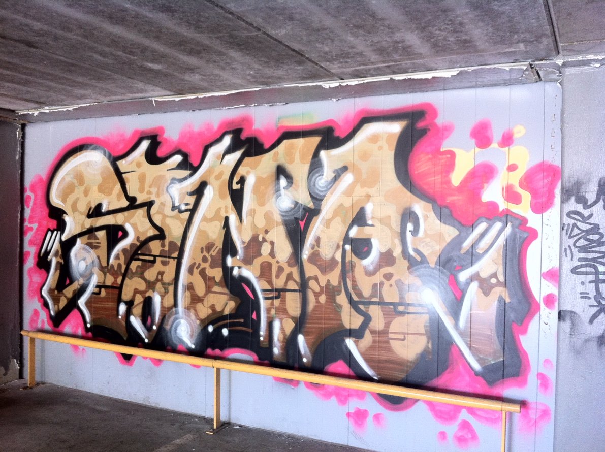 Graffiti Wall - Photo by s6na