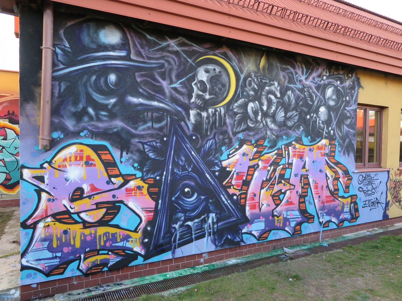 Graffiti Wall - Photo by s6na