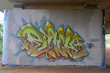 Graffiti Wall - Photo by sKerOne - black, kassel (2014)