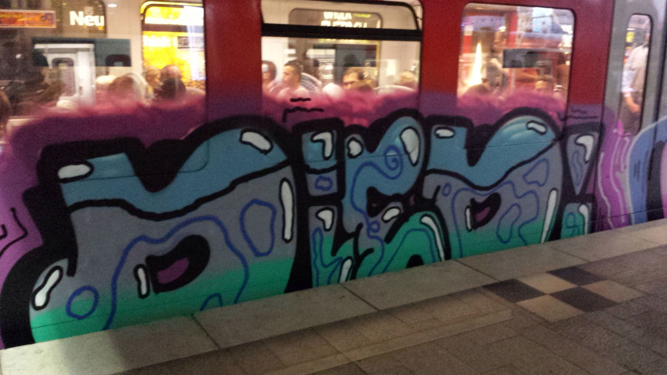 Graffiti Train - Photo by sLick1312 - Died, Hamburg