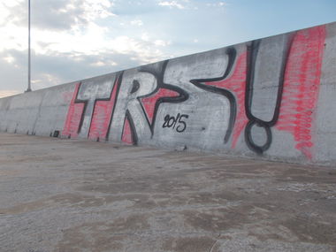 Graffiti Wall - Photo by sackteror15 - greece, korinthos (2015)