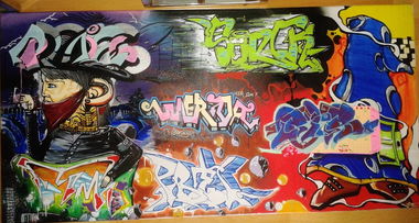 Graffiti Wall - Photo by saik86