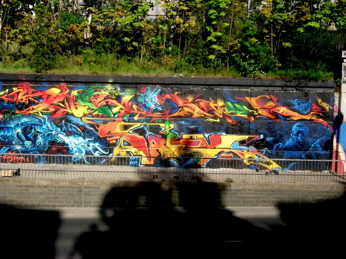 Graffiti Wall - Photo by saik86