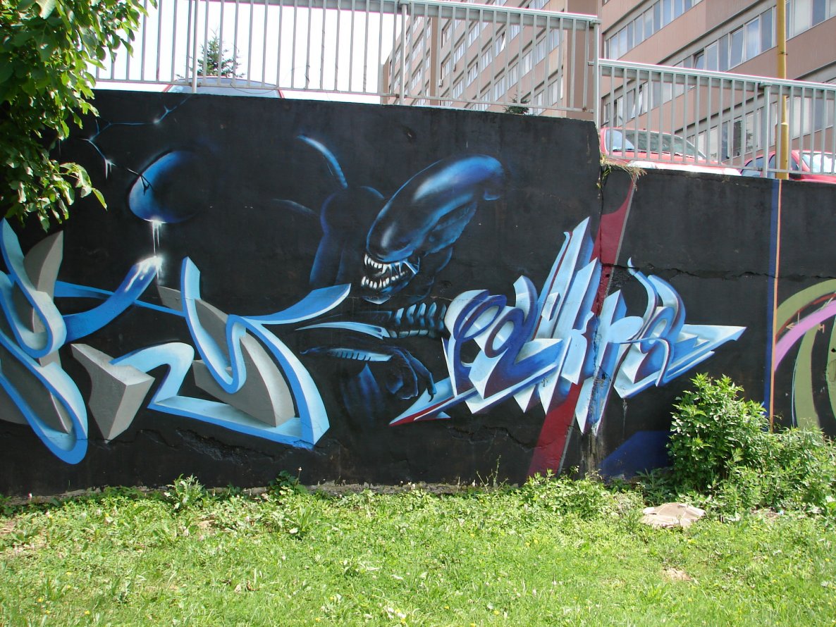 Graffiti Wall - Photo by sakra