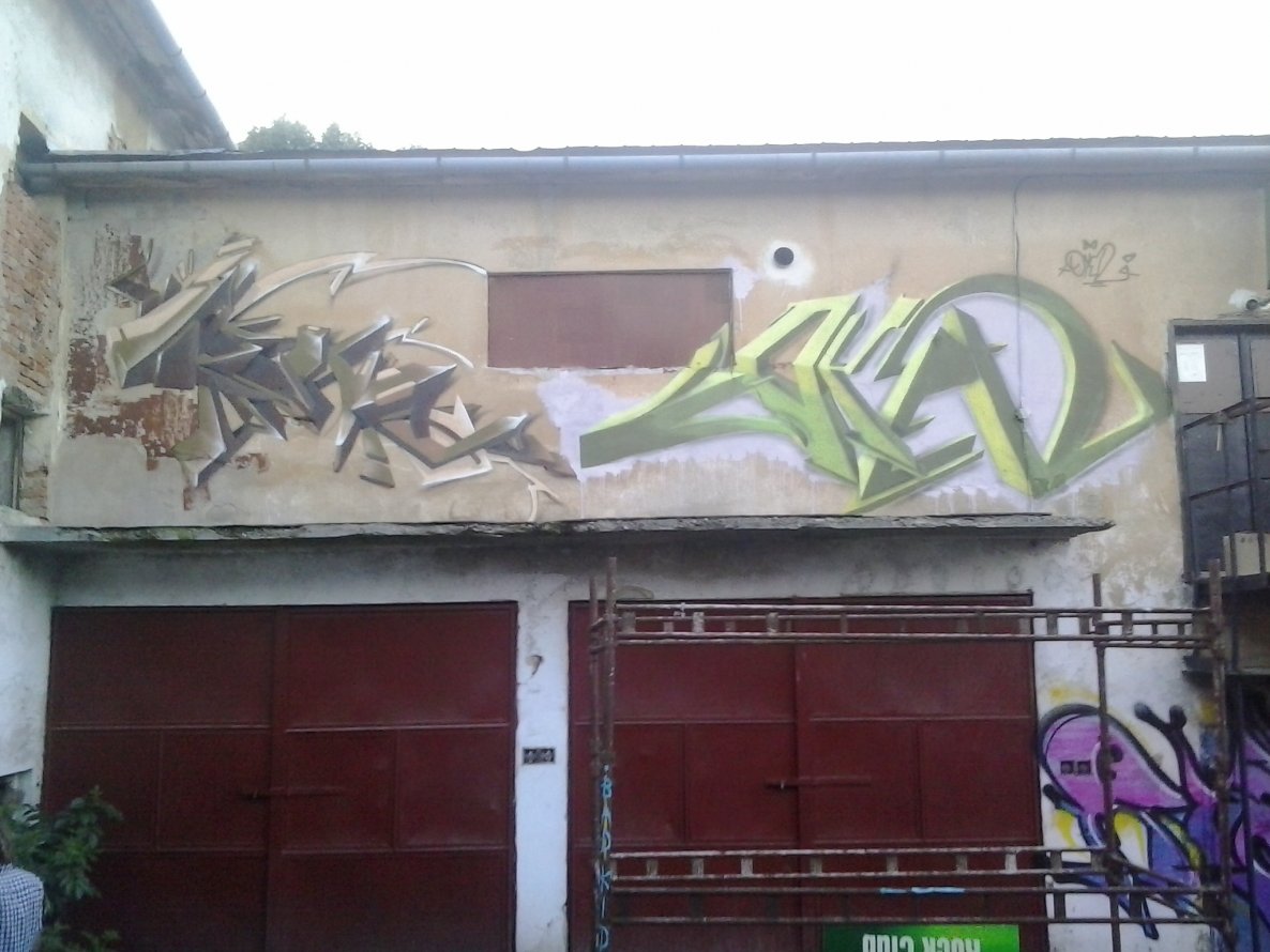 Graffiti Wall - Photo by sakra