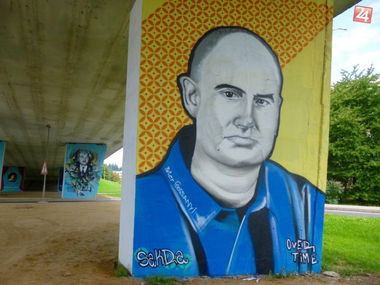 Graffiti Wall - Photo by sakra