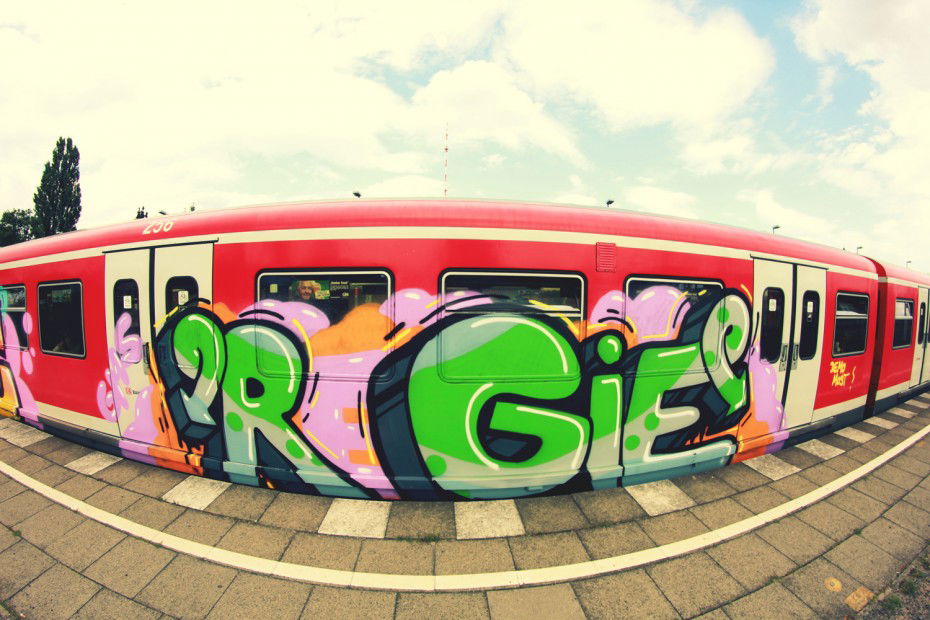 Graffiti Train in Hamburg - Photo by sancho - Regie, gms, Hamburg