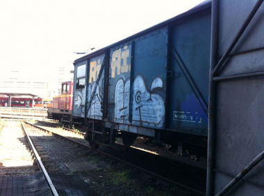 Graffiti Bombing in siegen - Photo by sandmann - ha, hyperactive, crew