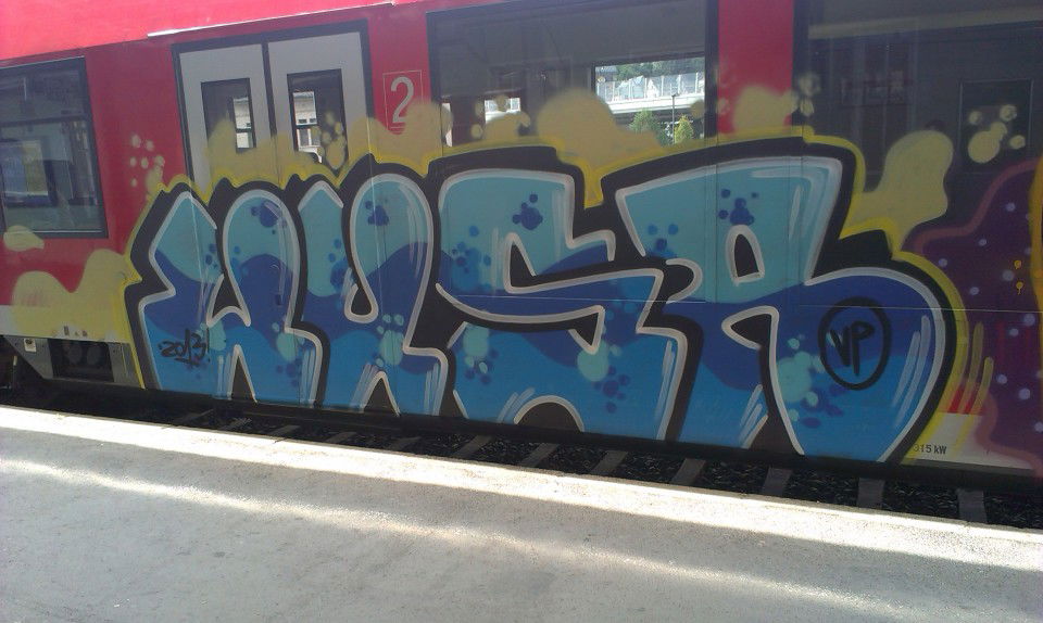 Graffiti Train - Photo by sandmann