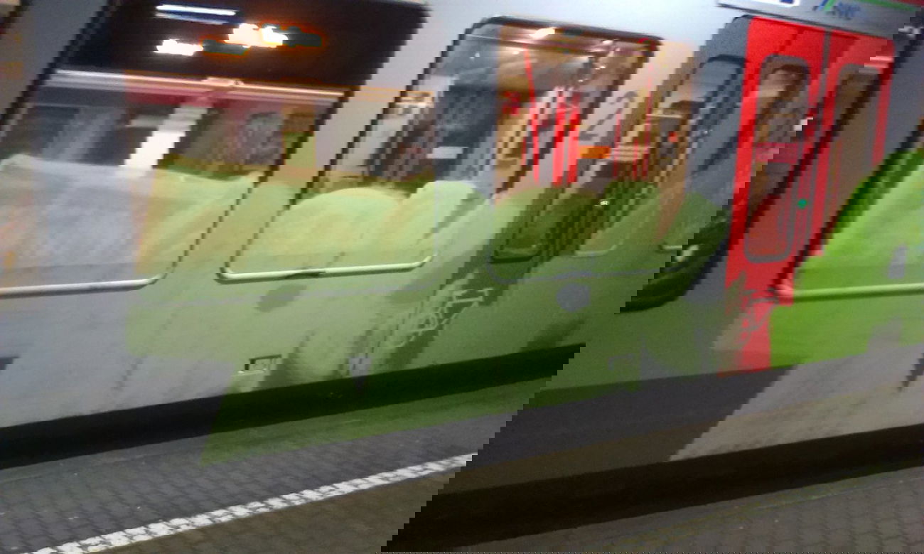 Graffiti Train - Photo by sandmann - tick, unfinished (2013)