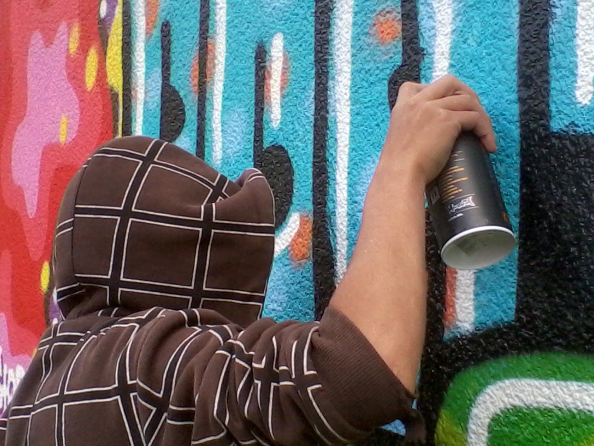 Graffiti Wall - Photo by sandmann - montana, black (2012)