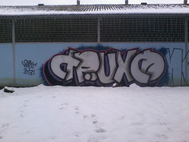 Graffiti Bombing - Photo by sandmann - exud3, exudt (2013)