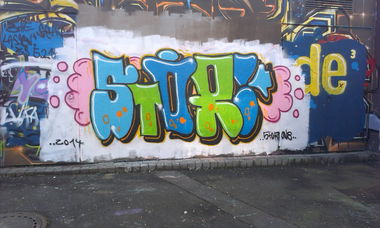 Graffiti Wall - Photo by sandmann