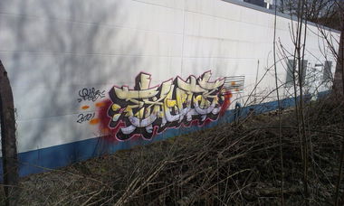 Graffiti Wall - Photo by sandmann - exud3, exud, exudt (2012)
