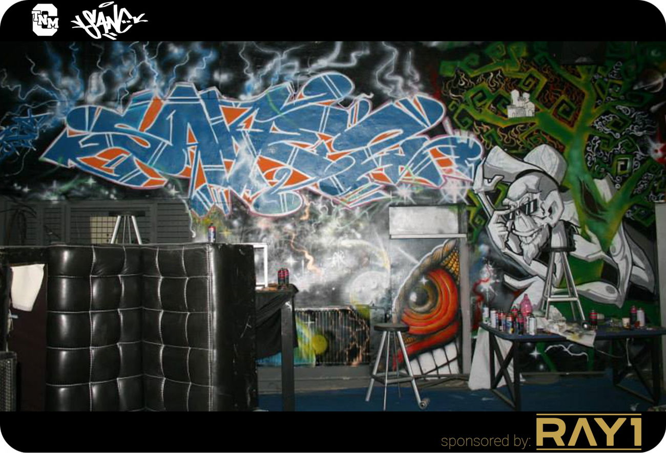 Graffiti Wall in Ulaanbaatar - Photo by sane2 - sane2, sanetwo, tnmc (2012)