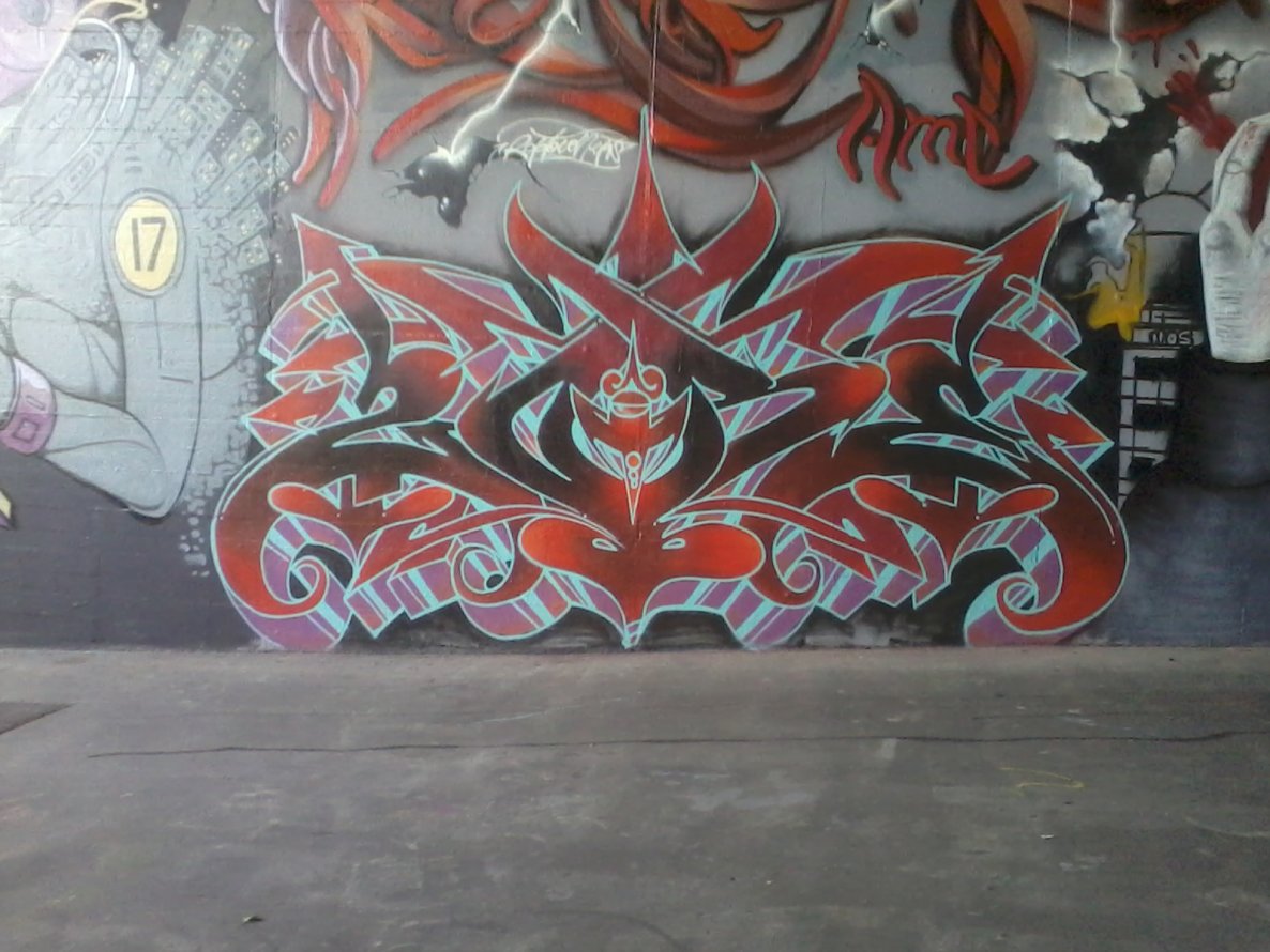 Graffiti Wall - Photo by sanjo