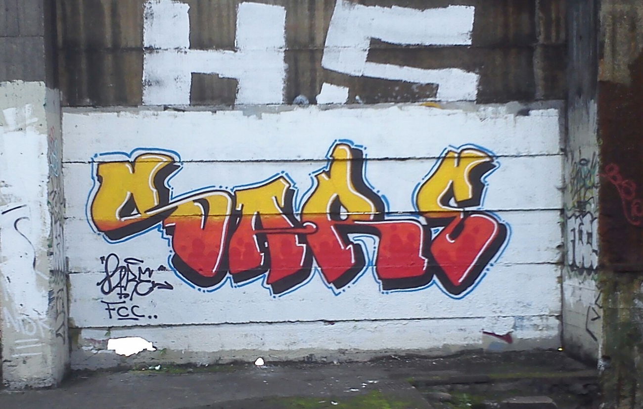 Graffiti Wall - Photo by sare - sarefcc