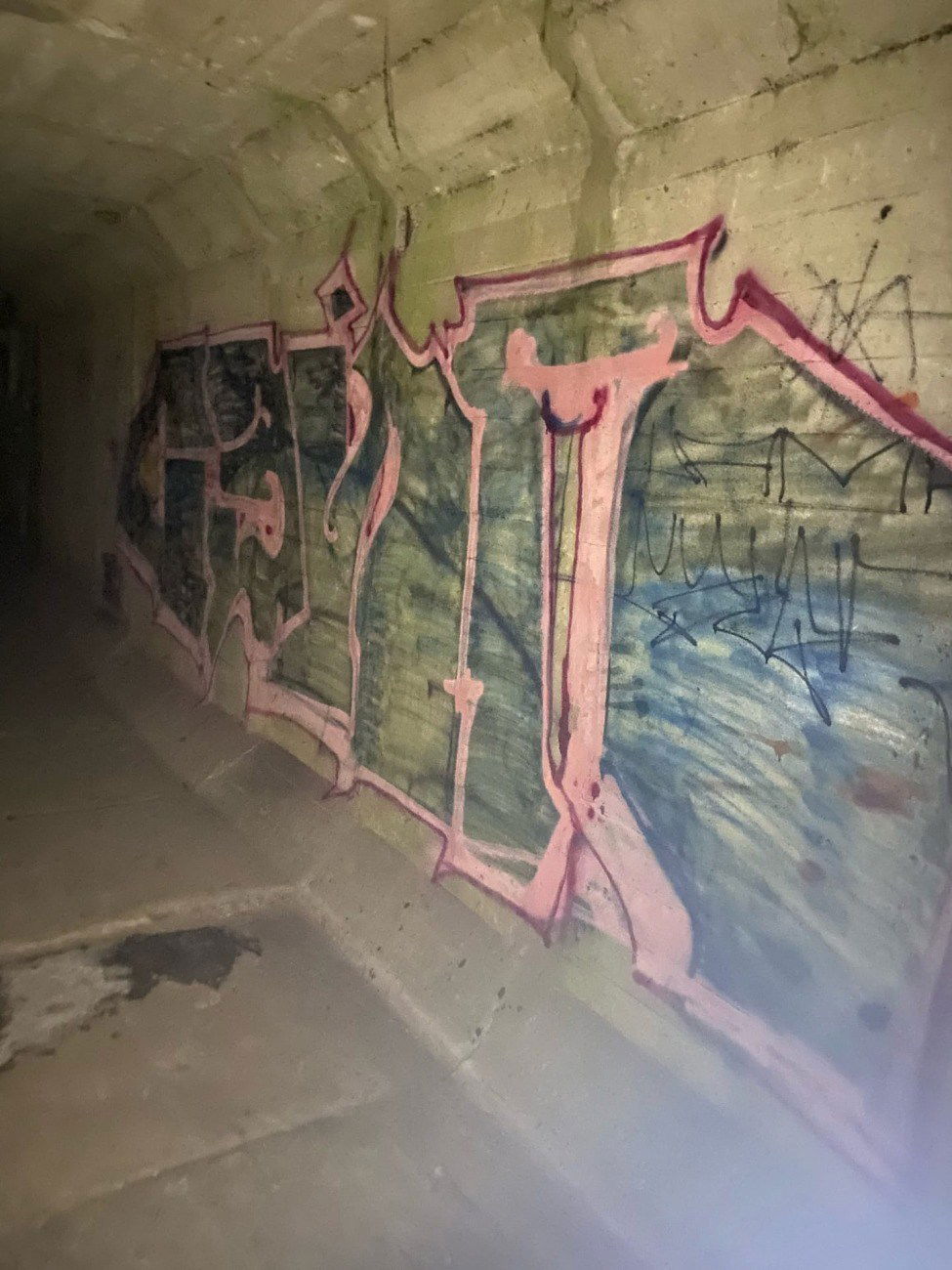 Graffiti Wall - Photo by saype1 - Belgorod