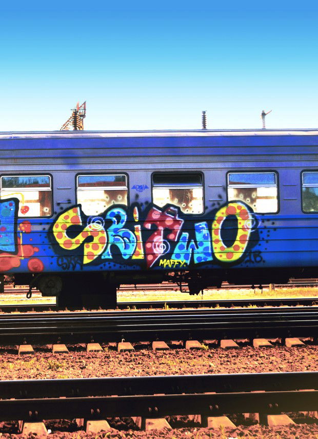 Graffiti Train in Kyiv - Photo by sbitwo - panel, peace, train (2013)