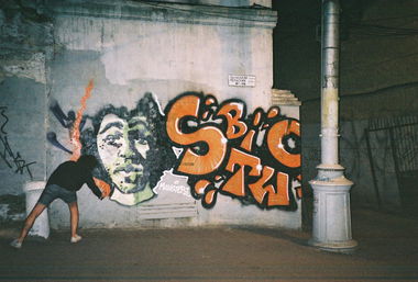 Graffiti Bombing - Photo by sbitwo - monster, sbitwo (2013)