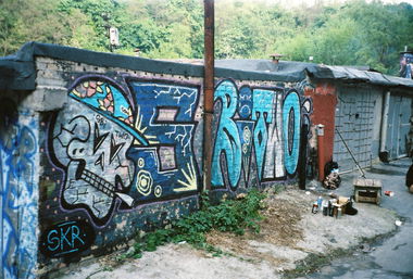 Graffiti Wall - Photo by sbitwo - sbitwo (2014)