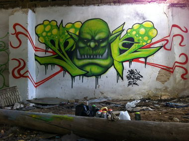 Graffiti Wall in Simferopol - Photo by scan