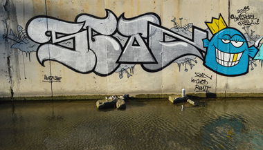 Graffiti Wall in Simferopol - Photo by scan