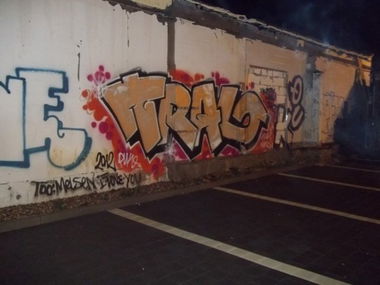 Graffiti Bombing - Photo by schachtratte - TRAL, QUK (2012)
