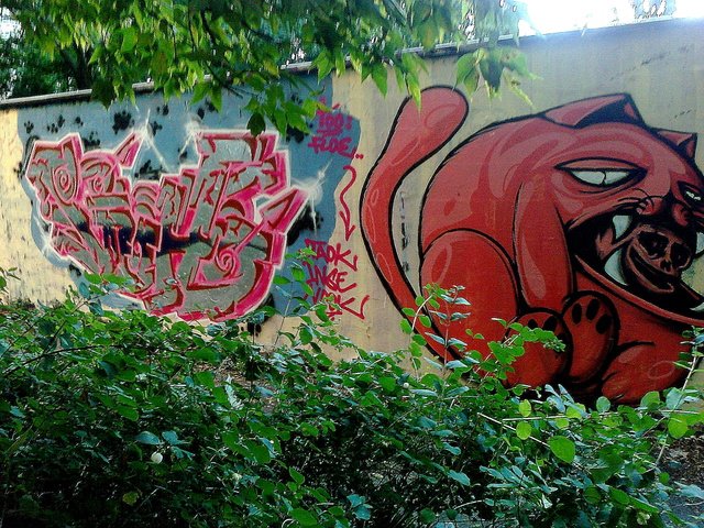 Graffiti Wall - Photo by schachtratte - PIOH, TOO:FLOE, INGE (2012)