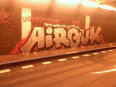 Graffiti Bombing - Photo by schachtratte - AIR, QUK (2010)