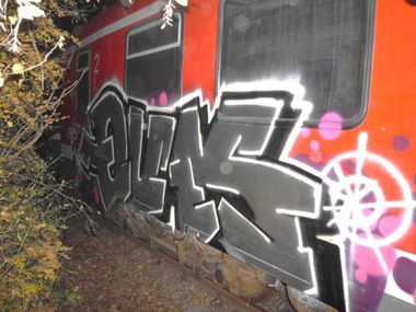 Graffiti Train - Photo by schachtratte - QUK (2012)