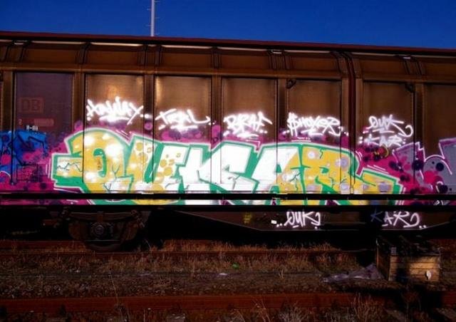 Graffiti Train - Photo by schachtratte - QUK, KAR, HAWAY (2012)