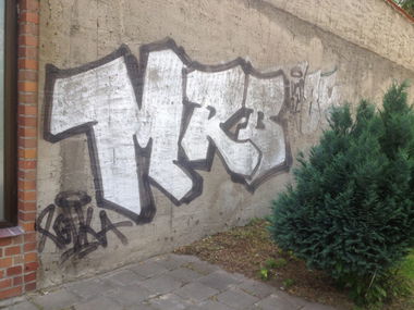 Graffiti Bombing - Photo by schachtratte - Polk, MRB, 2:QUK
