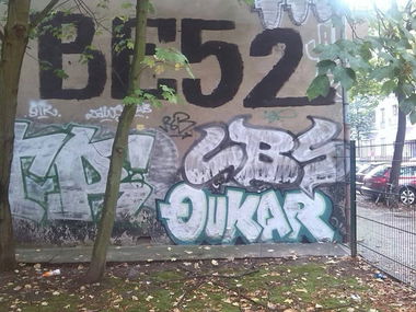 Graffiti Bombing - Photo by schachtratte - Quk, Kat, CBS