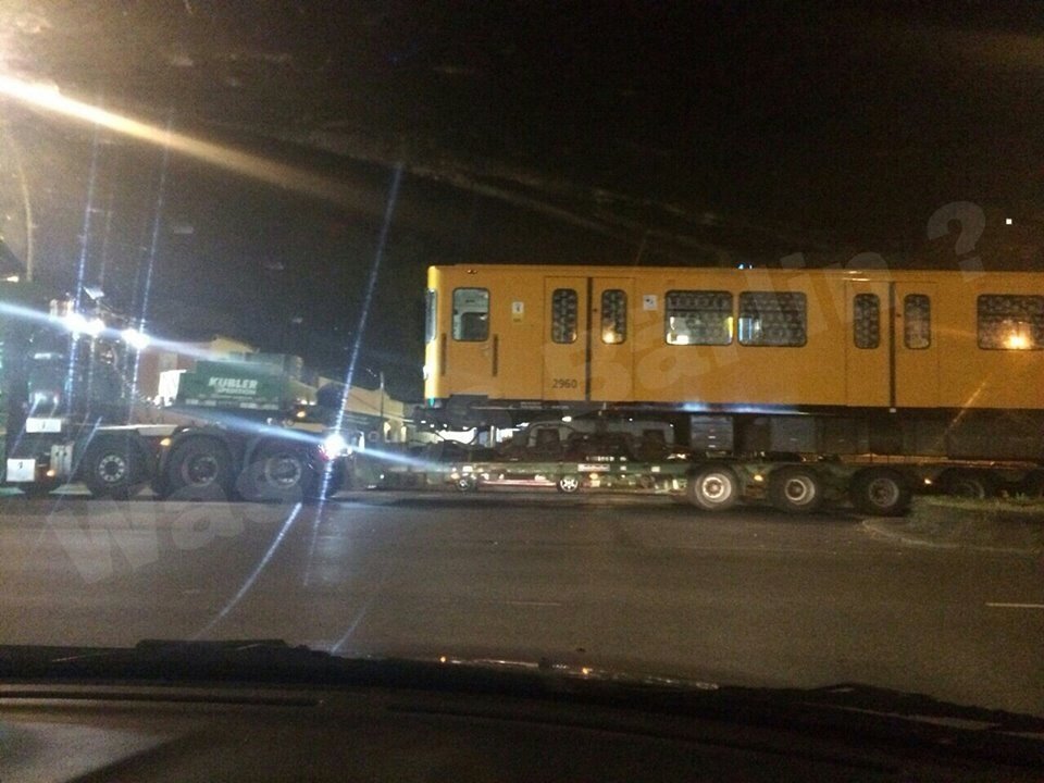 Graffiti Train - Photo by schachtratte - Ab, ran, da