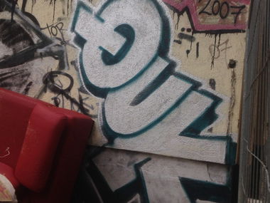 Graffiti Bombing - Photo by schachtratte - Quk, pio, floe