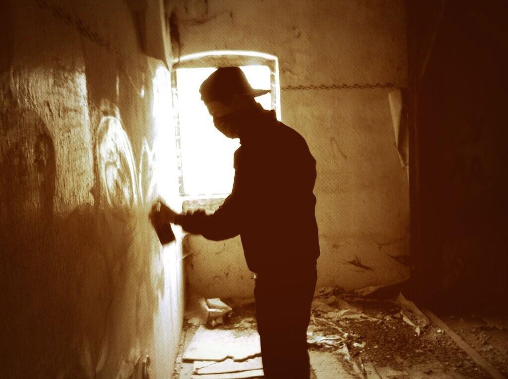 Graffiti Photo by schmierfink - action, abandoned, 2015 (2015)