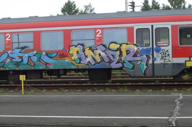 Graffiti in Weiden - Photo by schmierfink - uzo, amir, berlin (2008)